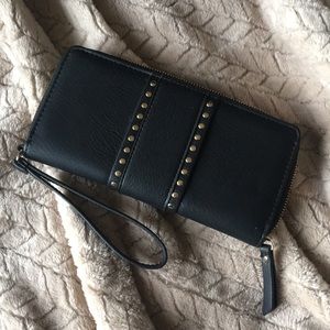 N•I•C | Clutch / Wristlet